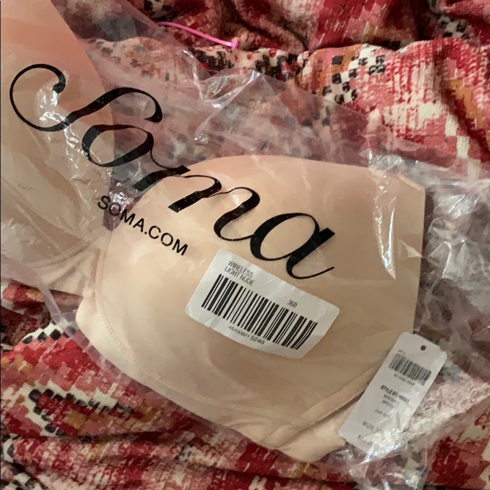 Soma Memorable Wireless Bra NWT 36B
